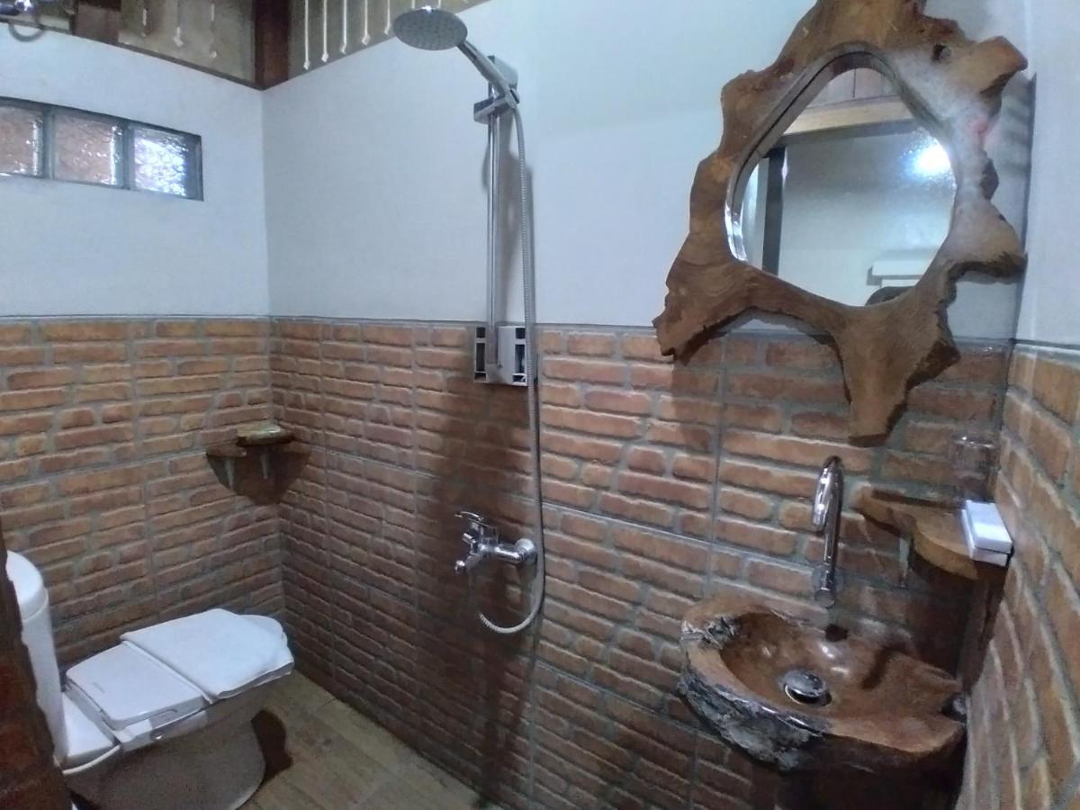 Dem Ayem Heritage Guest House Yogyakarta Exterior foto